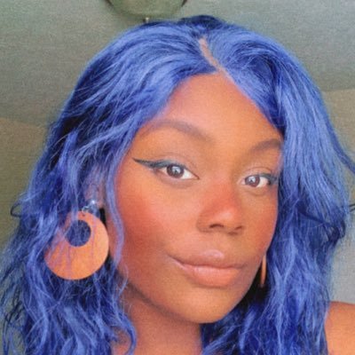 emanee_w's profile picture. wsu 23’ 🐺 | 7w8 | living life with and for God