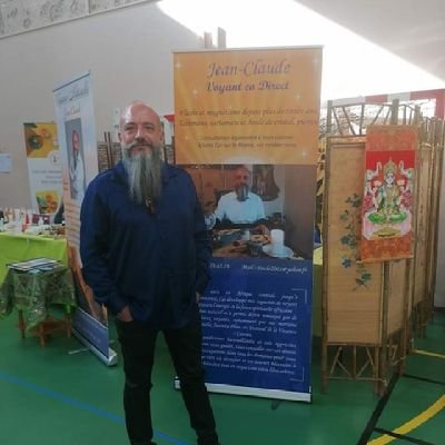 jean_medium's profile picture. à votre service pour la voyance Spirituel🔮
retour d'affection ❤️
contacter défunt⚰️
consultation géreral🕯️
tirage général 
Mail:jeanclaudevoyant578@gmail.com