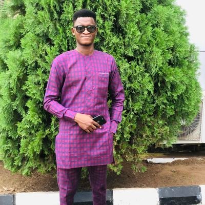 First Born, Dream Chaser, a Registered Quantity Surveyor. Billionaire Ambition. #ChelseaFC. kindly follow @smcdao visit https://t.co/NLxup1yMlX