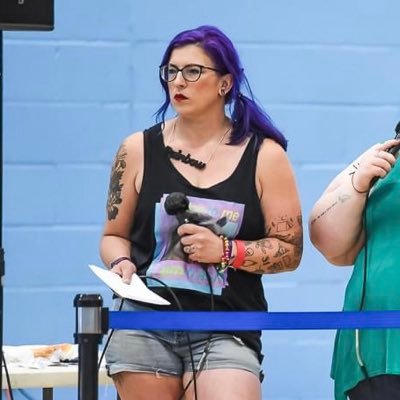 Electrician, roller derby skater and coach, powerlifter, mum, wife, cheese lover, ADHD, intersectional feminist. Not necessarily in that order. She/her.