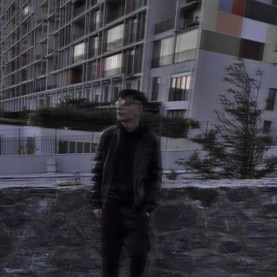 magnus32_'s profile picture. Bana ait ne varsa seni korkutuyor
Sana ait ne varsa hiçbiri benim değil...

- Atilla İlhan
