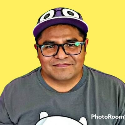 Papá de una hermosa niña, esposo de una gran mujer y apasionado por Dios.