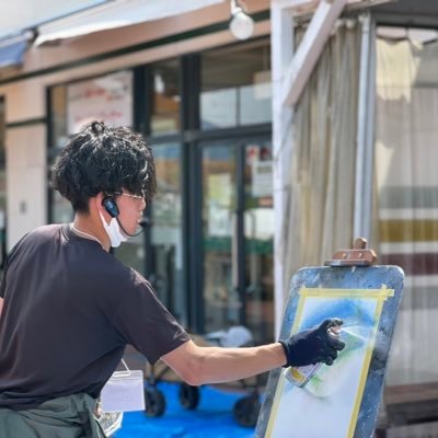 香川県でスプレーアートをしています^ ^ インスタやメルカリ、作品販売もしていますので、ご覧下さい🙇‍♂️