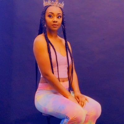 AMOYS: britbresha 💙 IG: brit_bresha 💙 Excelsior/Capella University Alumna 👩🏾🎓 💜🤍♥️ RN, BSN 💁🏾♀️