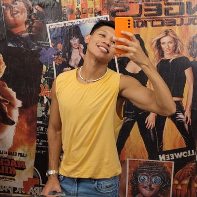 nilorrivas's profile picture. Cineasta e comunicador. Roteirista.
Cantor de chuveiro.
Canhoto. 
ES/PT/IT/EN
#ARedençãoDeCam
#HojeTeciImagens