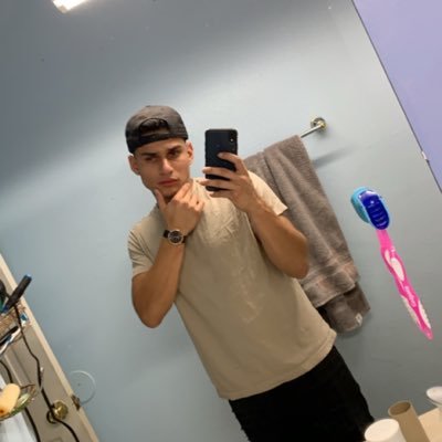 11_danielduran's profile picture. #22 big things after that