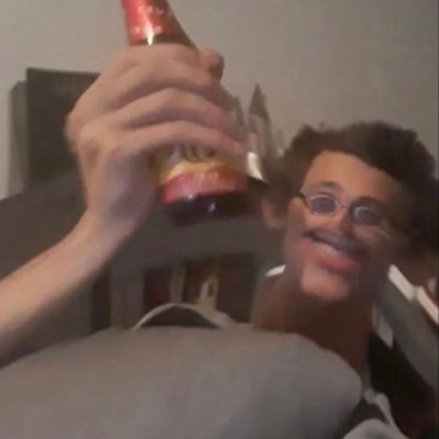 KLnTR's profile picture. @realmadrid 🤍 Hala Madrid Y Nada Mas