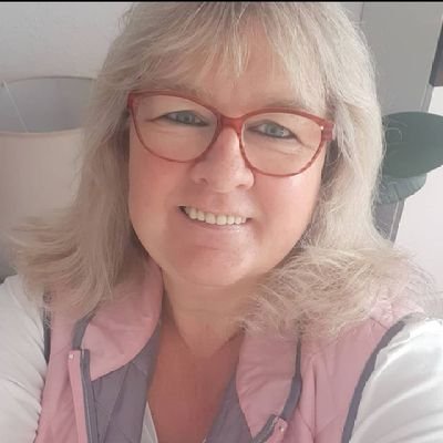 Je suis une femme très intelligent et respectueuse je suis ici pour un homme très sérieuse pour une relation qui peut m'amener au mariage écrivez moi