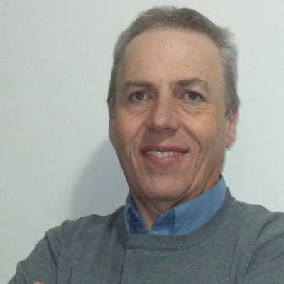 Mauricio de Castro, Administrador e Analista de Sistemas.