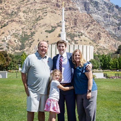 EP Goodman McGuffey | Sports Dad x5 | Roma 🇮🇹 Papà Anziano | Longwood 🥎 🤠 🐴 | UNC Law ‘03 | Husband ‘99 | BYU ‘99 | Brasil Curitiba '94-'96 🇧🇷 | CLT 704