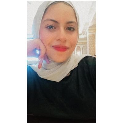 _just_yomna_'s profile picture. Shut up 🐢