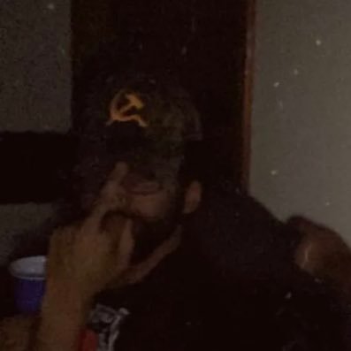 socialist_hippy's profile picture. communist