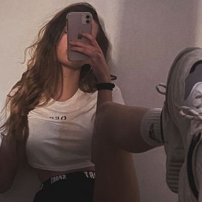 Sapna_T01's profile picture. Stock trader