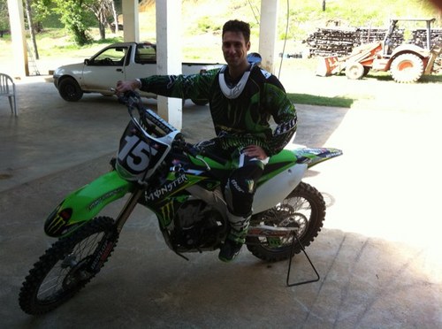 fabricio241's profile picture. 