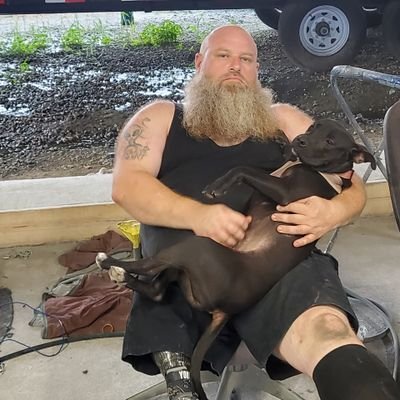 pimpdaddypegleg's profile picture. 