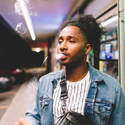 allendeshae's profile picture. Young Deshae.