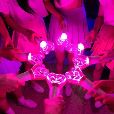 Pure Pink Blood. S♥ne since 23.7.2007. Love Soshi ♥ I like Taeny. Forever 1