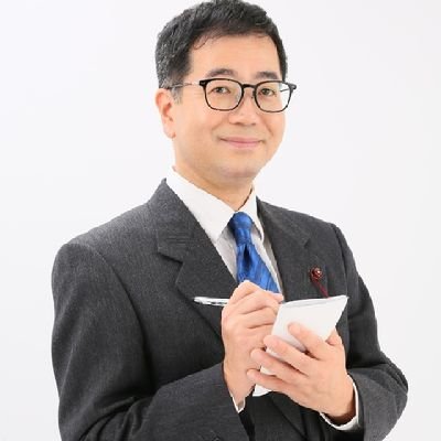 川上朝栄。産経新聞記者（内閣府、東証キャップ等）を経て、2019年初当選し2期目、50歳、妻と娘２人の4人家族。岡山白陵高、学習院大卒 。著書「関西企業大研究」(産経新聞出版、共著)など。RT と「いいね」は同意とは限りません。趣味は映画鑑賞。https://t.co/ruHSNuWveI