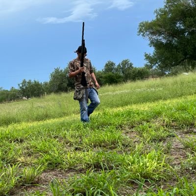 BigPapi2203's profile picture. SRHS ’22 🏈💪🏼/ #22