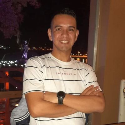 Aquí cero envidia, primero Dios vamos a triunfar todos.