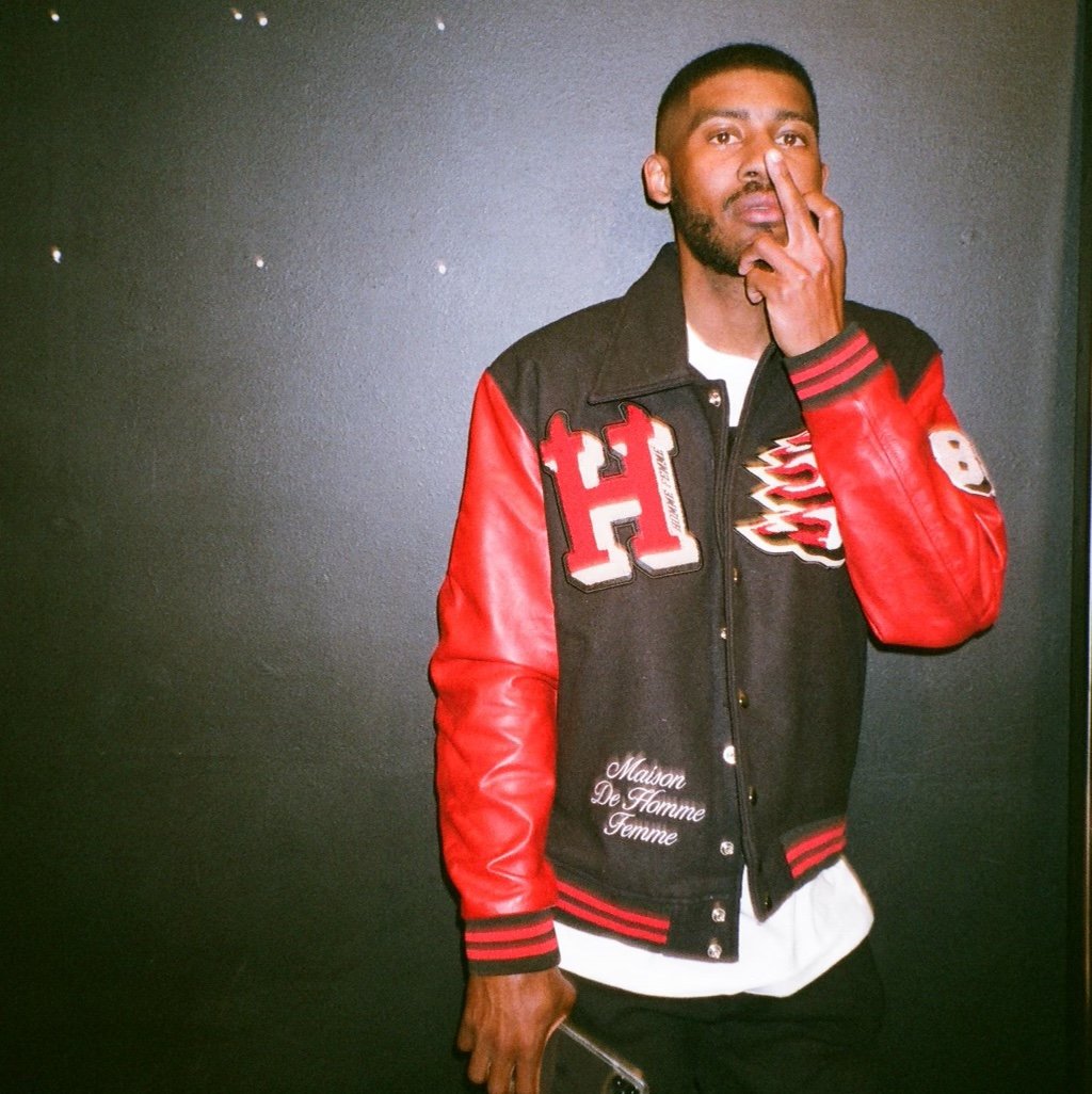 TBeezWassup's profile picture. Underrated!!!