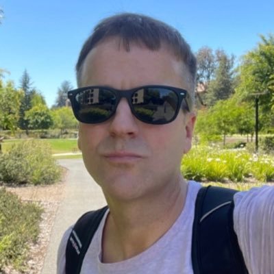 quantum_hopper's profile picture. Traveler. Seeker. Investor