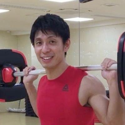 「運動は苦手、続かなかった」会社員こそ大歓迎｜豊洲・晴海の初心者専門パーソナル｜デスクワークでなまった体を、こわくない指導でかっこよく｜まずは体験だけでもOK｜3,300円（60分）、DMかリンクへ💪