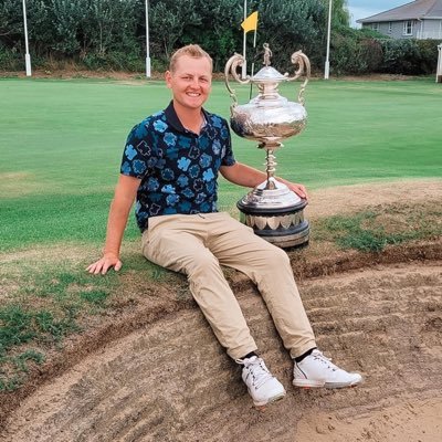 Sam18Williams's profile picture. arsenal | golf | +3 handicap | @golfstarcross | Devon county champ 21 🏆 | west of England am champ 22 🏆|