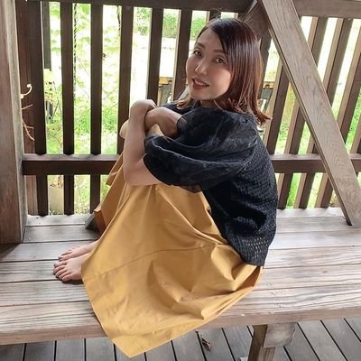 20年来の鬱病を克服し、レイキ講座と自己実現講座をオンラインで伝授してます✨心と身体を整えて、楽しく幸せな人生を歩みませんか？「こんな事まで教えて貰えるの？人生が楽になりました✨」等、受講生さんから喜びの声が続出中です😊あなたも魔法使いならぬレイキ使いに✌️更に成りたい自分を引き寄せちゃいましょう✨
⬇私のアメブロ