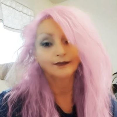 TinaFontaine7's profile picture. 