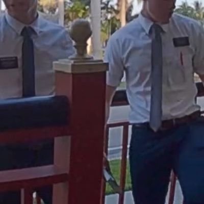 NSFW 18+ 🏳️‍🌈 Mormon missionaries know a thing or two about holding to the rod 😅

Stories are fictional. Images aren't my own