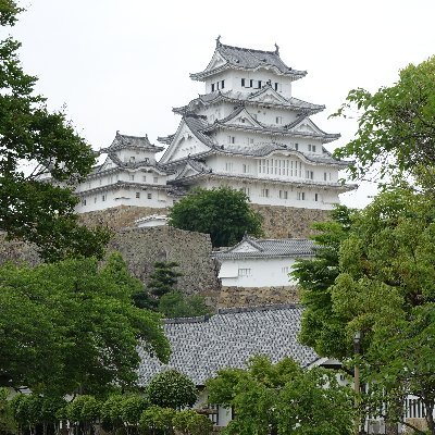 ※現在作成中
日本100名城のbotです。
日本100名城・続日本100名城に選定されている各城の簡単な情報を、ランダムにつぶやきます。