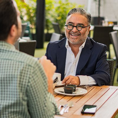 CEO, Empresario, Emprendedor, Speaker, Networker, Mentor y BlackSeller.

Te invito a escuchar mi podcast 👉 https://t.co/y1hqsC2hnd