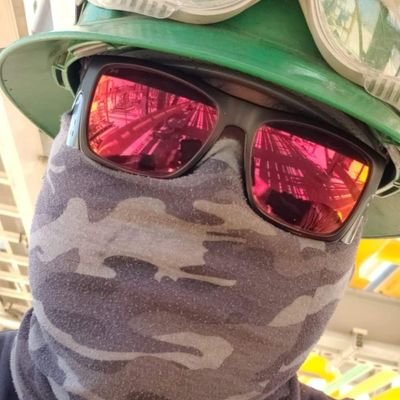 Follow me on twitch @ babysharkius
All I do is work and sleep 😂🔥
Engaged 💍 M.M.G
Dad to a beautiful daughter❤👣 A.M.G