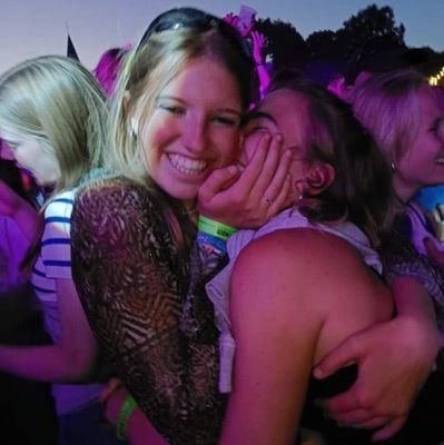 LotteRottiers's profile picture. She/her