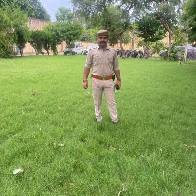 I am a police man