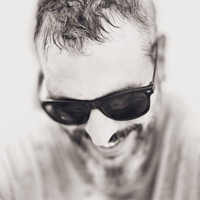 delsotano's profile picture. Tuiteo poco. “Porque le he oído a usted, precisamente no le contesto”. PostProducción de guerrilla