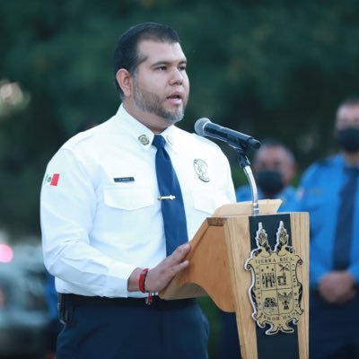 Orgullosamente Coahuilense, esposo y padre.