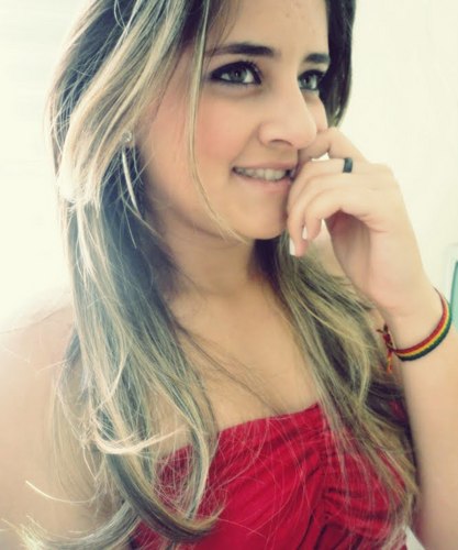 ; You have all these rules and think they will save you ! (coringa)*
'/ ttttttta tudo favoravel ♪*