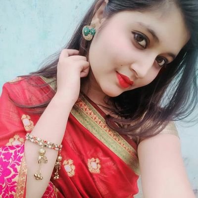 AashviX's profile picture. 👑 Too classy to compete, too sassy to care 😏🔥 | My vibe? Rare & untouchable 💎✨ | Born to shine, not to chase 🌟