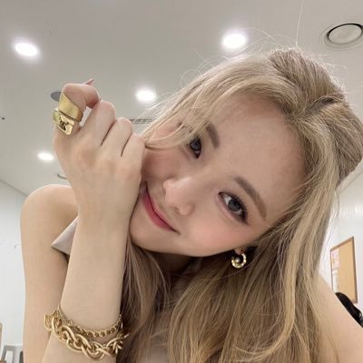 03line. 🚹圧倒的midzy!雑食中の雑食。itzy/YUNA、BABYMONSTER/RUKA、twice/Nayeon、NiziU/MIIHIDM、リプ返信遅めな時あります💦