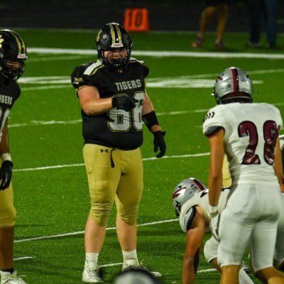 IOL/DL | #66 | 6’3” | 305 | LEBANON | 2022 All-Conference | 2022 IFCA 4A Jr All-State DL | elibridges572@gmail.com | NCAA ID: 2304855540