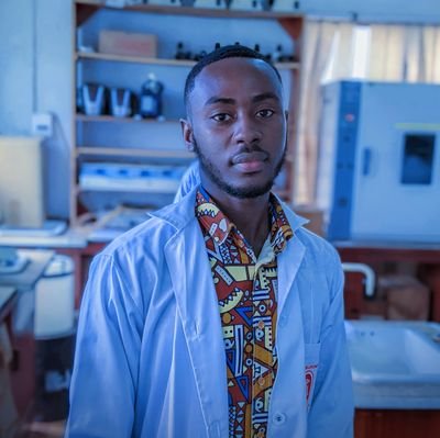 Medical laboratory science student, Business man and a child of God🙏