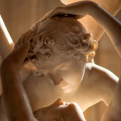bzh13836822's profile picture. 见空不空。
