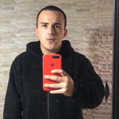 DAndrezzzzz's profile picture. Escribo lo que pienso, retwiteo lo que me interesa.