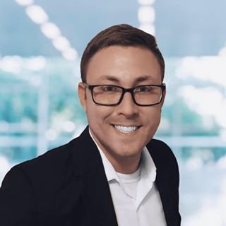 being_skyler's profile picture. Co-founder of Ardent Growth. Helping small businesses get traction and make their first $1M.