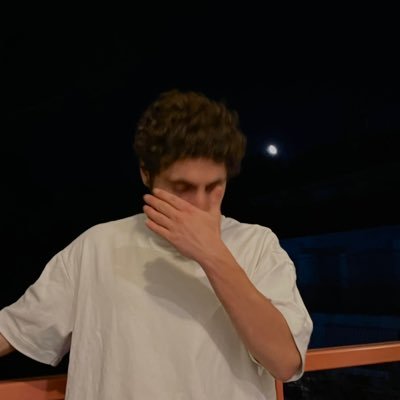 Vincenz04224337's profile picture. 