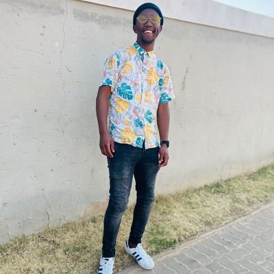 kaybaesa's profile picture. Just remember that tomorrow comes after the dark🙏♥️