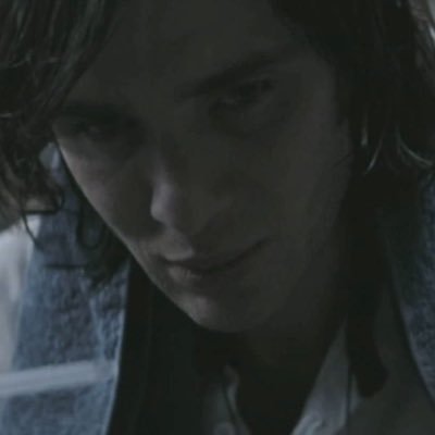 sunshine2007_'s profile picture. dir. danny boyle | @gimmickbots