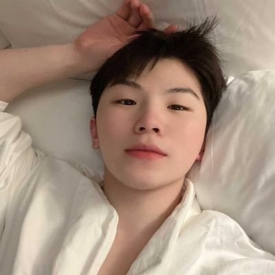 ꒰🖇꒱ #WOOZI: Oh genial, le gusto a la loca ♡꙼̈ 

❀#SEVENTEEN @pledis_17 ₊˚.༄ ೃ -《fan account》
DINO READ MY COMMENT ON VLIVE 290121